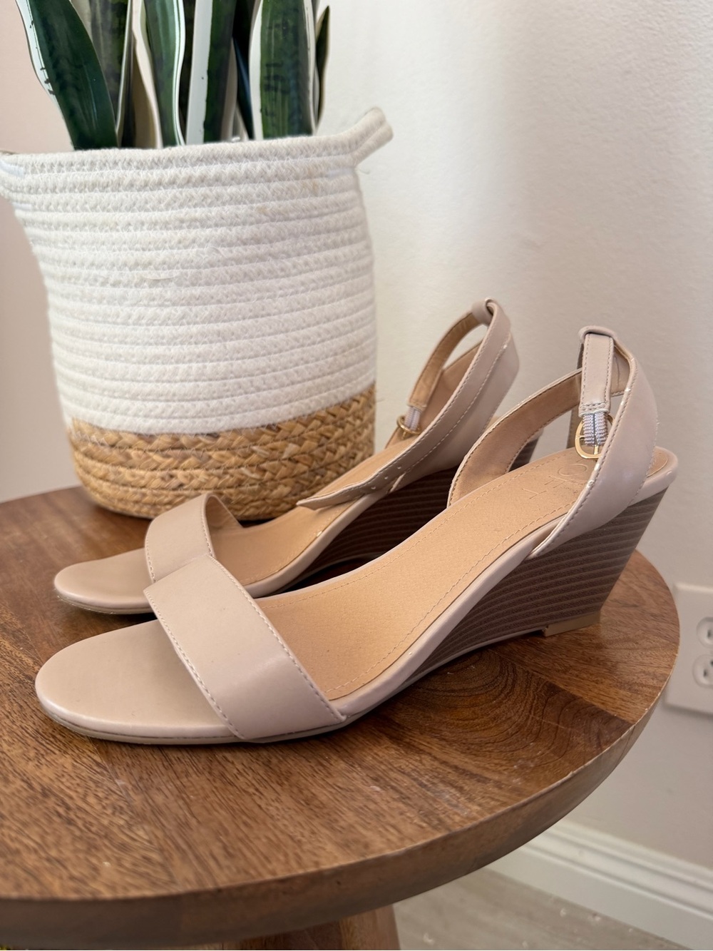 Loft wedge sandals